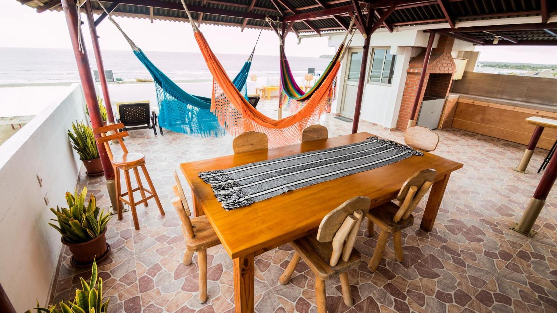 Makena La Boquilla Hostal Cartagena