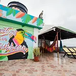 Makena La Boquilla Beach Hostel